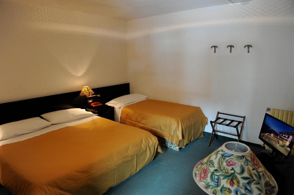 Hotel Arlecchino Madesimo Room photo