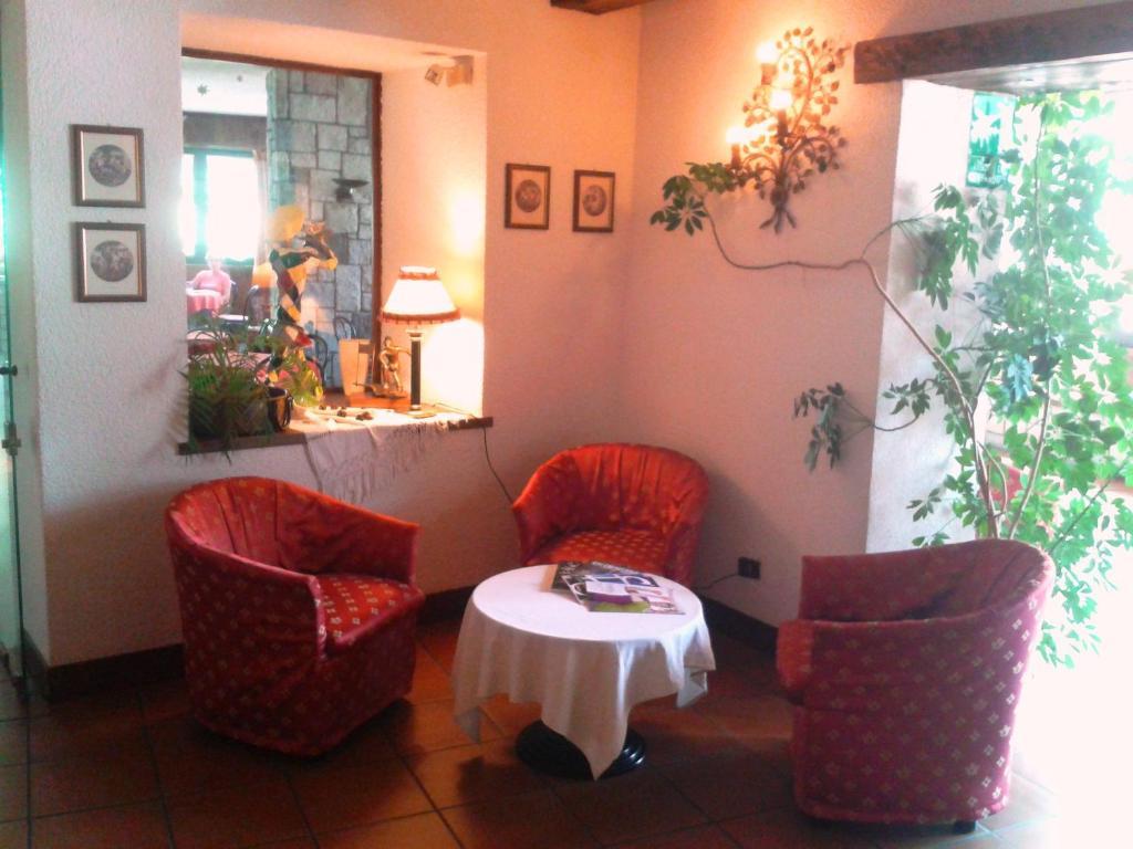 Hotel Arlecchino Madesimo Exterior photo